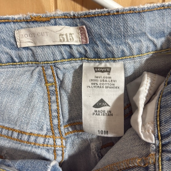 Levi’s 515 Bootcut. Classic Light Blue Women's Jeans - Picture 4 of 4